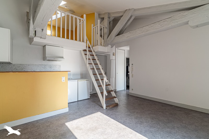 Vente Appartement BORDEAUX - 2 pièces -46 m² - (33800)
