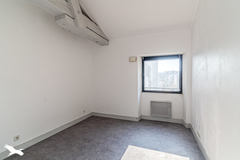 Vente Appartement BORDEAUX - 2 pièces -46 m² - (33800)