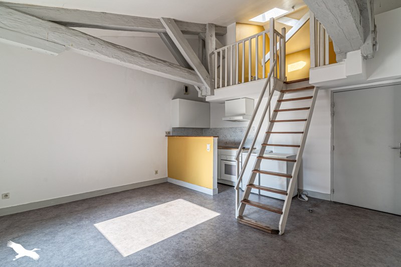 Vente Appartement BORDEAUX - 2 pièces -46 m² - (33800)