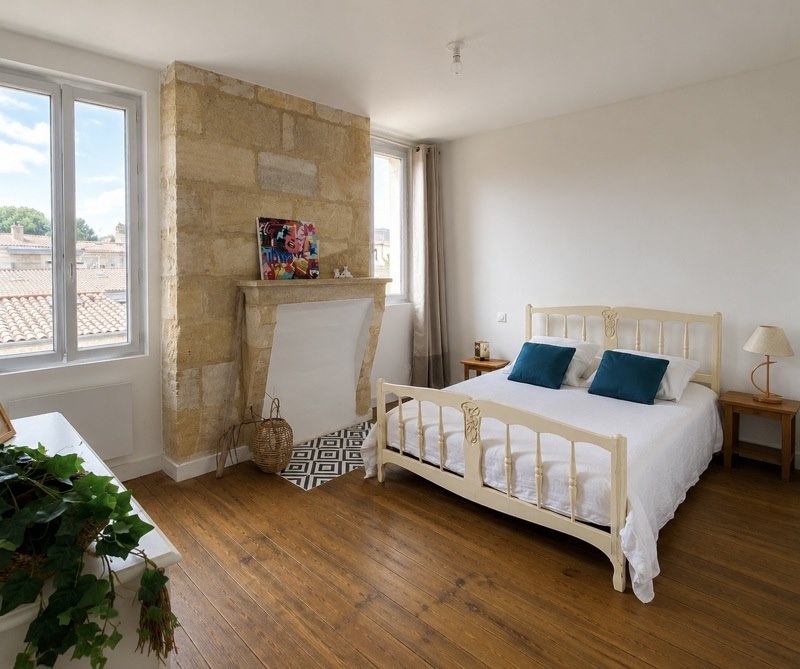 Vente Appartement BORDEAUX - 2 pièces -45,3 m² - (33800)