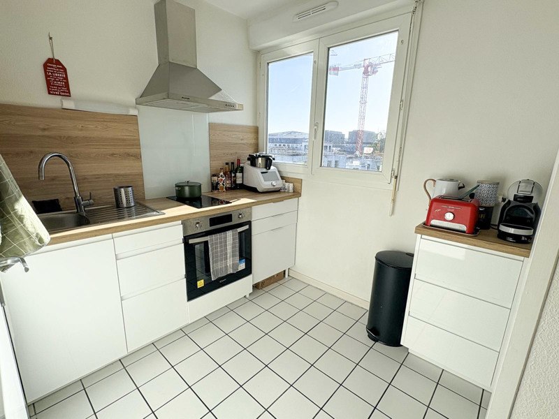Vente Appartement BORDEAUX - 2 pièces -48 m² - (33800)