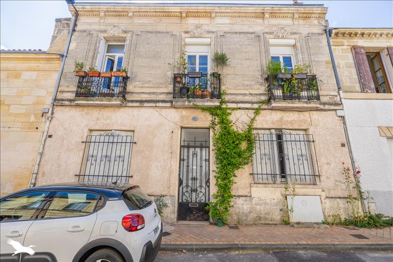 Vente Appartement BORDEAUX - 2 pièces -45 m² - (33800)
