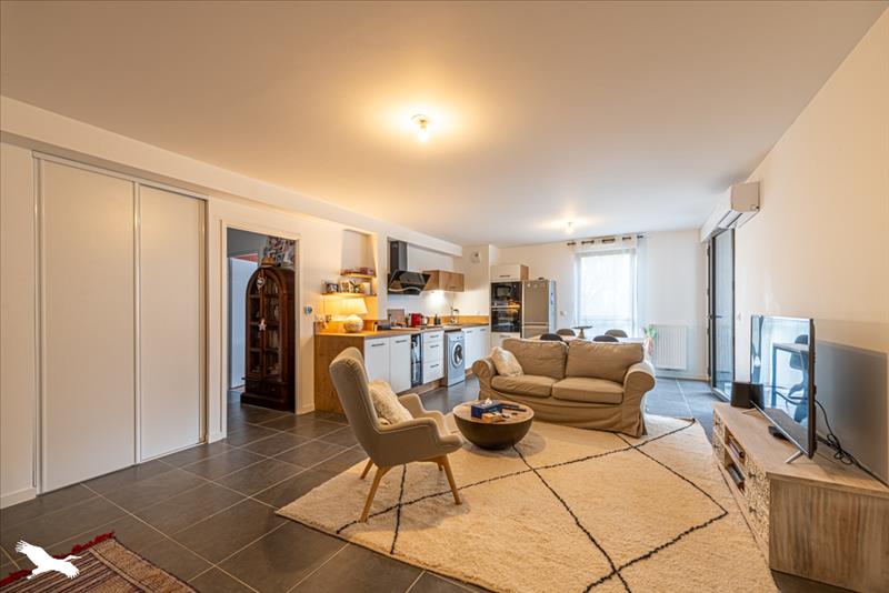 Vente Appartement BORDEAUX - 3 pièces -69 m² - (33800)