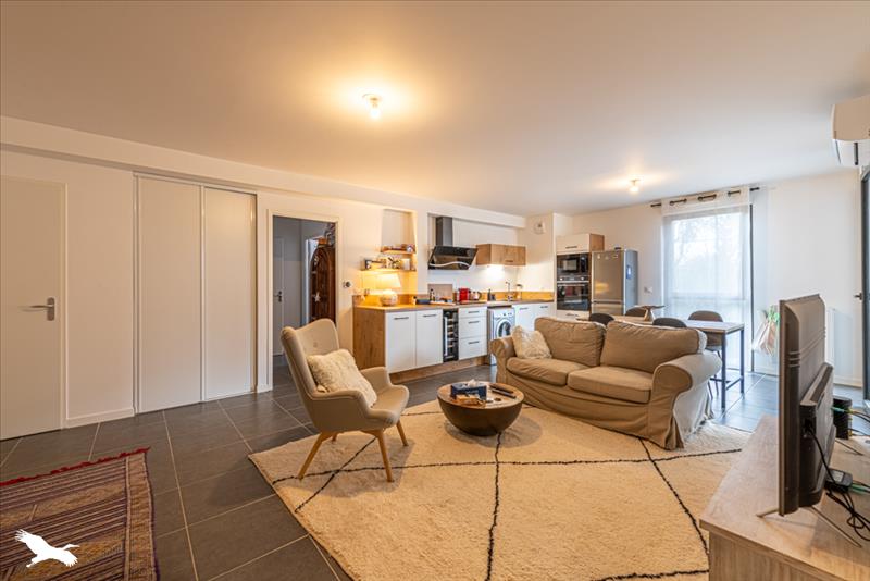 Vente Appartement BORDEAUX - 3 pièces -69 m² - (33800)