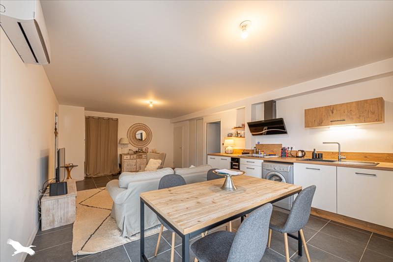 Vente Appartement BORDEAUX - 3 pièces -69 m² - (33800)