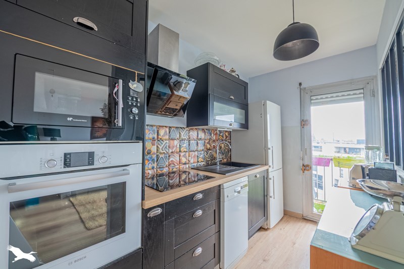 Vente Appartement BORDEAUX - 2 pièces -47,2 m² - (33800)