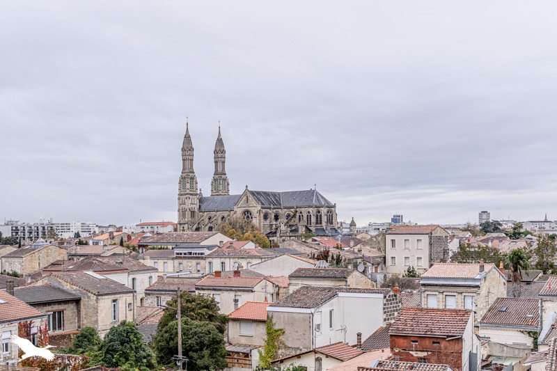 Vente Appartement BORDEAUX - 4 pièces -84 m² - (33800)