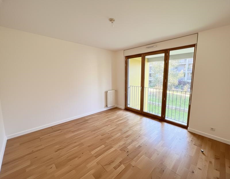 Vente Appartement BORDEAUX - 4 pièces -82 m² - (33800)