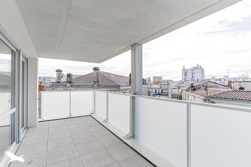 Vente Appartement BORDEAUX - 3 pièces -61 m² - (33800)