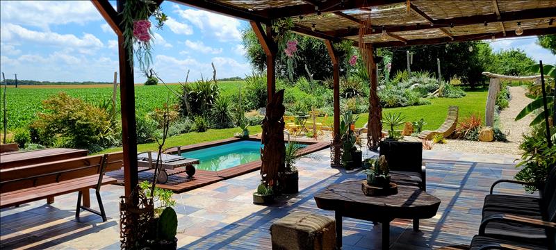 Vente Maison ST GEORGES DES COTEAUX - 4 pièces -150 m² - (17810)