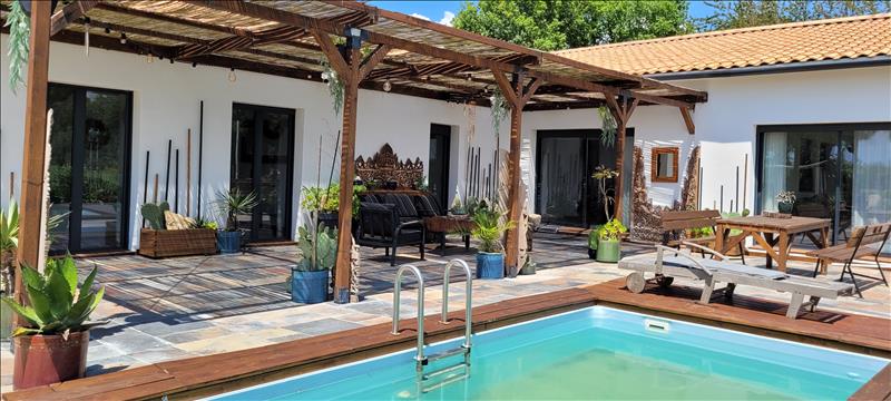 Vente Maison ST GEORGES DES COTEAUX - 4 pièces -150 m² - (17810)