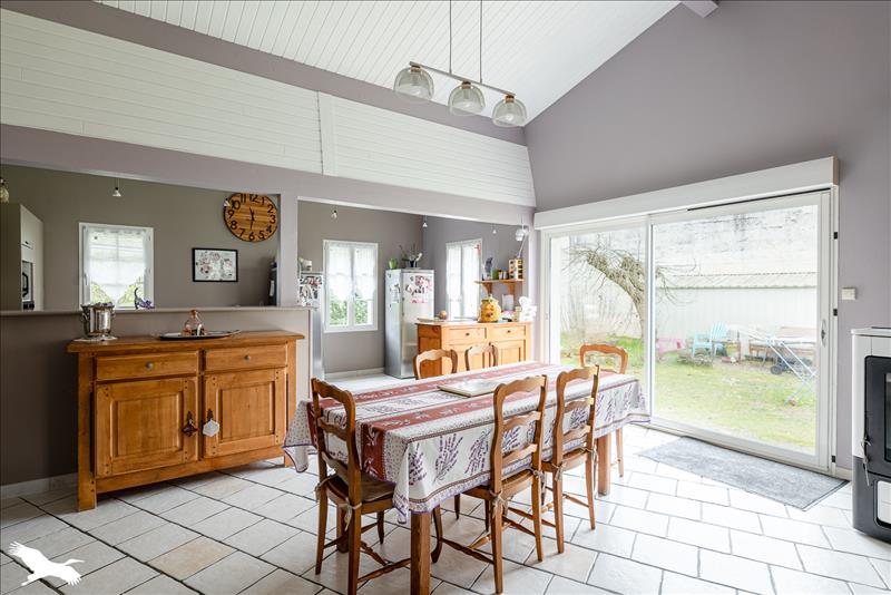 Vente Maison COURCOURY - 5 pièces -127 m² - (17100)