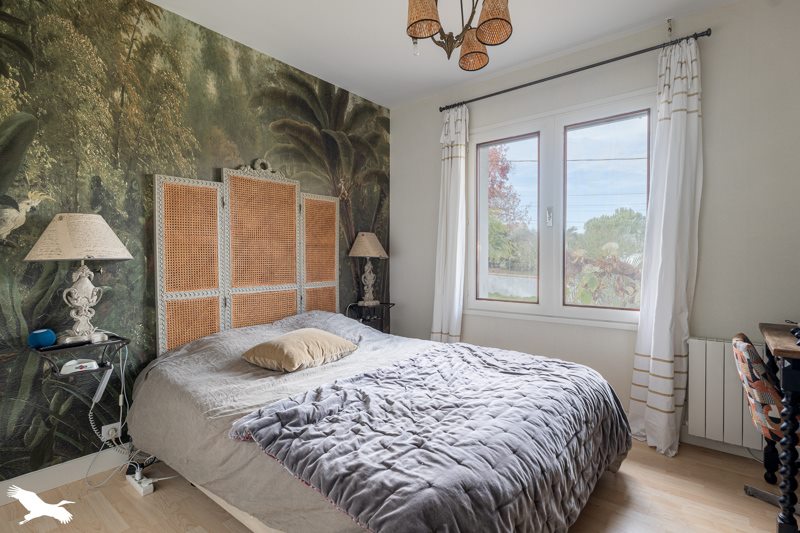 Vente Maison SAINTES - 7 pièces -242 m² - (17100)