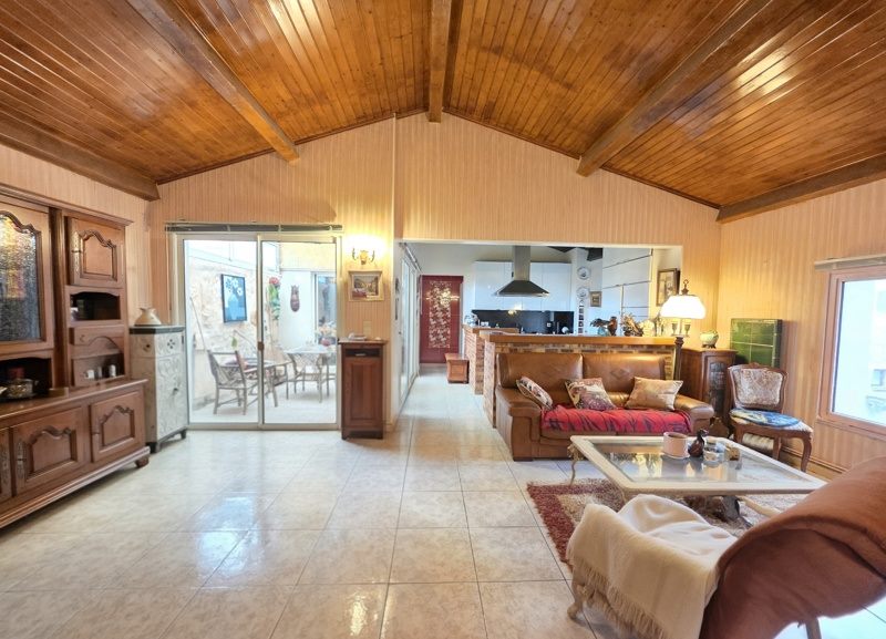 Vente Appartement SAINTES - 3 pièces -78 m² - (17100)