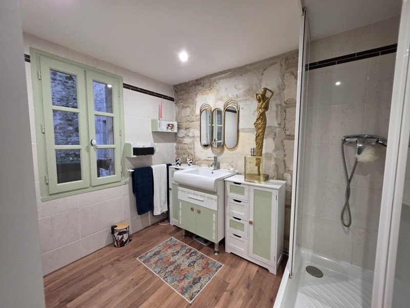 Vente Appartement SAINTES - 2 pièces -45 m² - (17100)