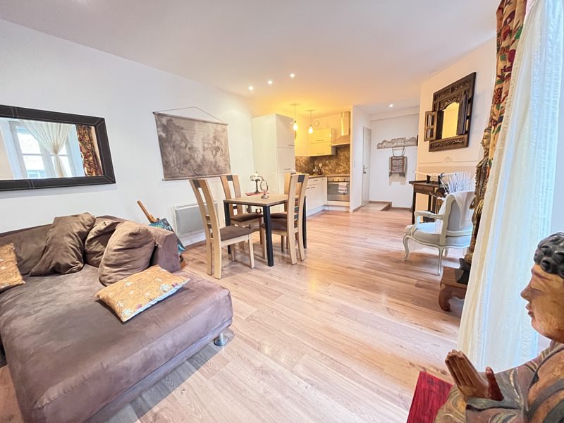 Vente Appartement SAINTES - 2 pièces -45 m² - (17100)