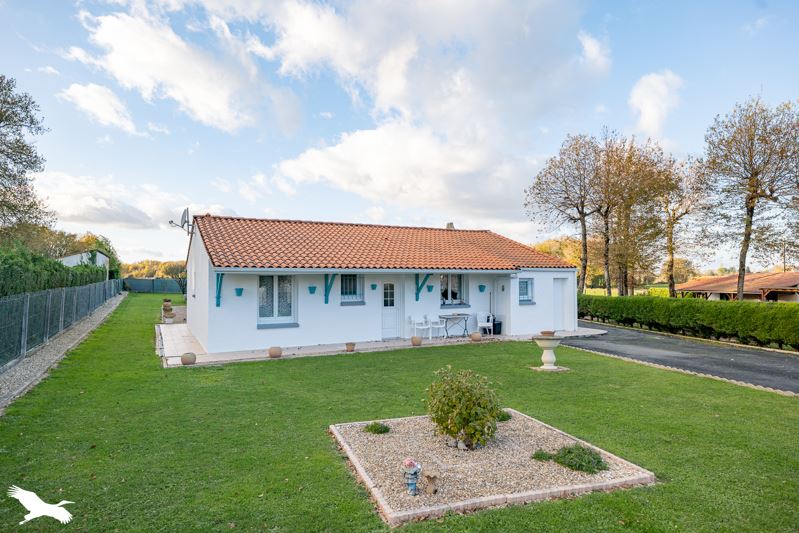 Vente Maison CHERMIGNAC - 6 pièces -98 m² - (17460)