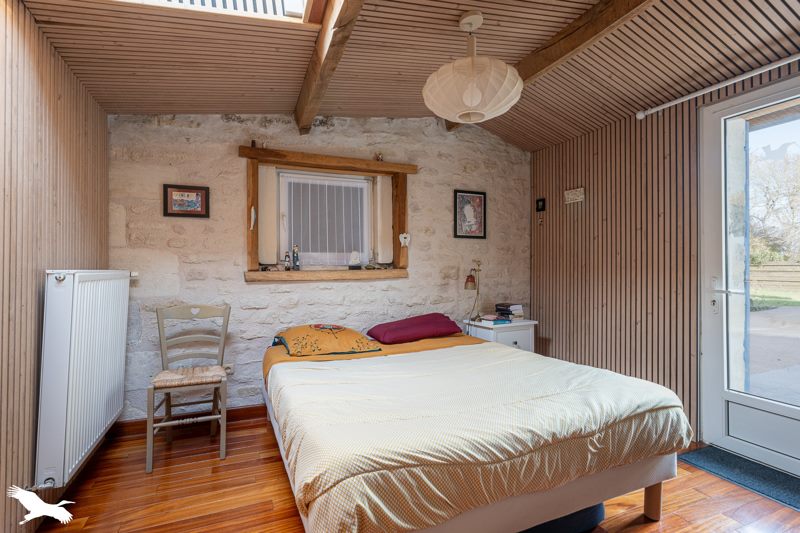 Vente Maison ST GEORGES DES COTEAUX - 5 pièces -114 m² - (17810)