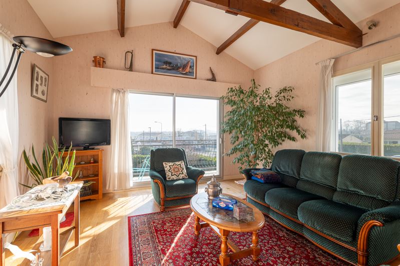 Vente Maison SAINTES - 4 pièces -140 m² - (17100)