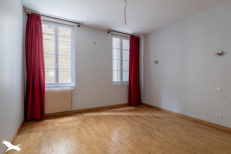 Vente Appartement SAINTES - 4 pièces -126 m² - (17100)