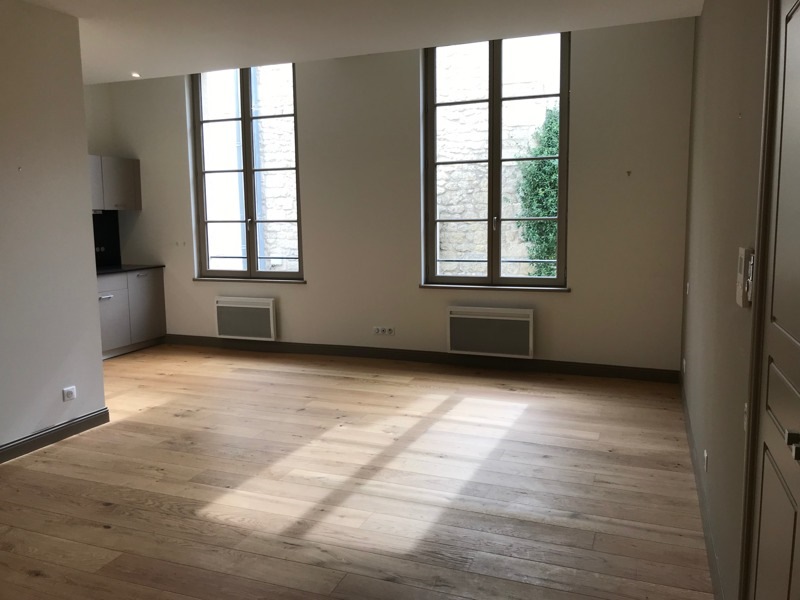 Vente Appartement SAINTES - 1 pièce -33,5 m² - (17100)