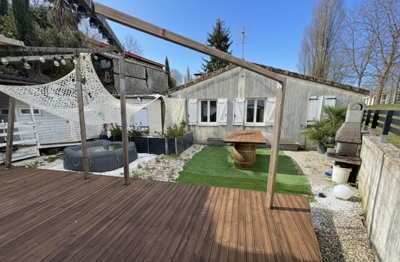 Vente Maison SAINTES - 4 pièces -60 m² - (17100)