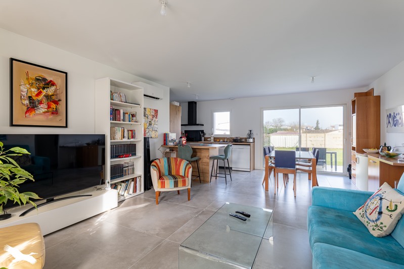 Vente Maison LA CLISSE - 4 pièces -82 m² - (17600)