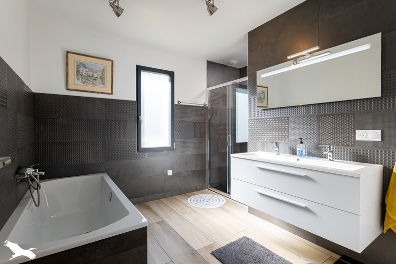 Vente Maison ST GEORGES DES COTEAUX - 5 pièces -115 m² - (17810)