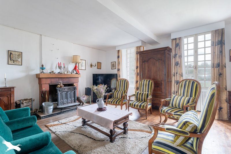 Vente Maison ST SEVER DE SAINTONGE - 3 pièces -242 m² - (17800)