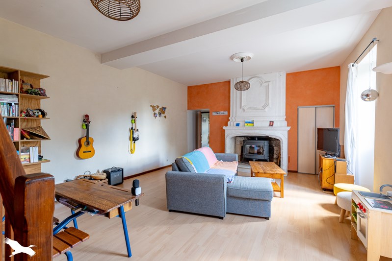 Vente Maison RETAUD - 5 pièces -162 m² - (17460)