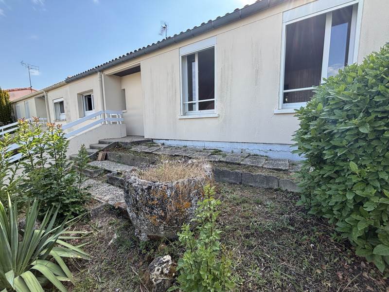Vente Maison SAINTES - 5 pièces -100 m² - (17100)