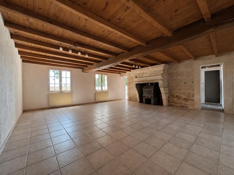 Vente Maison SAINTES - 5 pièces -131 m² - (17100)