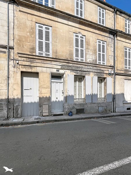 Immeuble 203 m² · à Saintes · 203 m² · 317 700 €