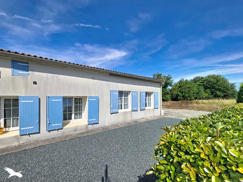 Vente Maison THENAC 17460 4 pièces - 100 m²