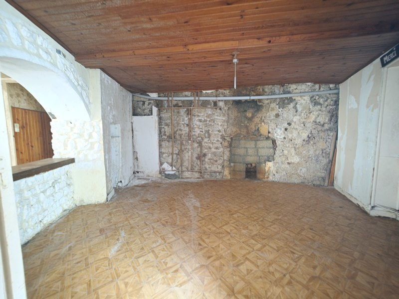 Vente Maison SAINTES - 5 pièces -124 m² - (17100)