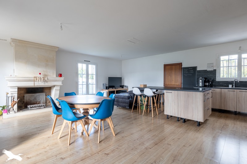 Vente Maison Chermignac - 5 pièces -98 m² - (17460)