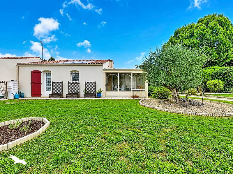 Vente Maison Chermignac - 4 pièces -95 m² - (17460)