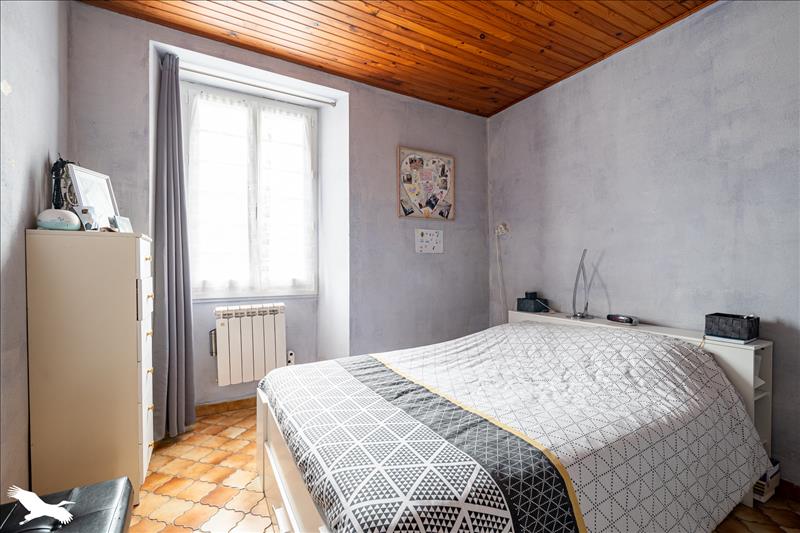 Vente Maison THENAC - 5 pièces -76 m² - (17460)