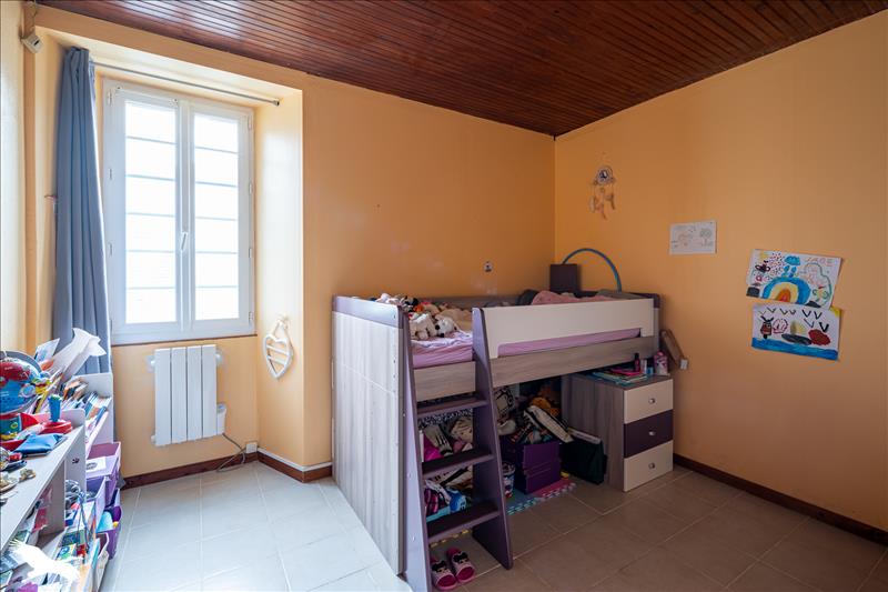 Vente Maison THENAC - 5 pièces -76 m² - (17460)