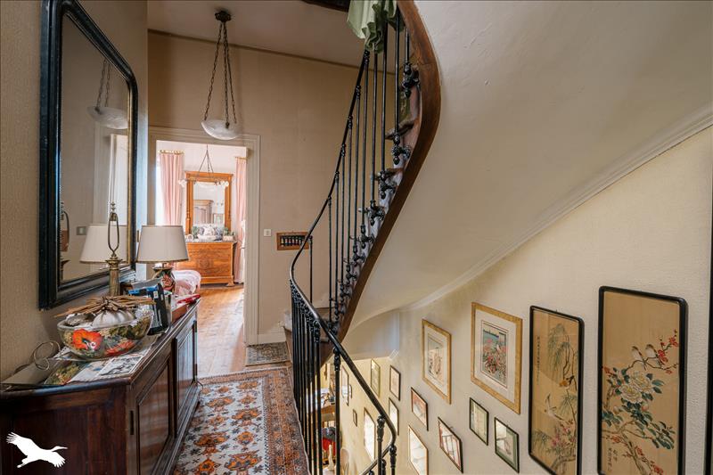 Vente Maison SAINTES - 7 pièces -193 m² - (17100)