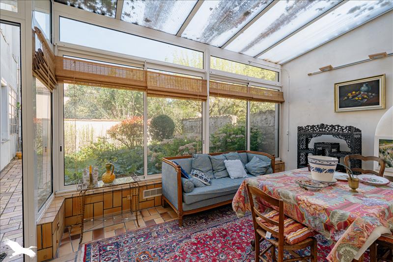 Vente Maison SAINTES - 7 pièces -193 m² - (17100)