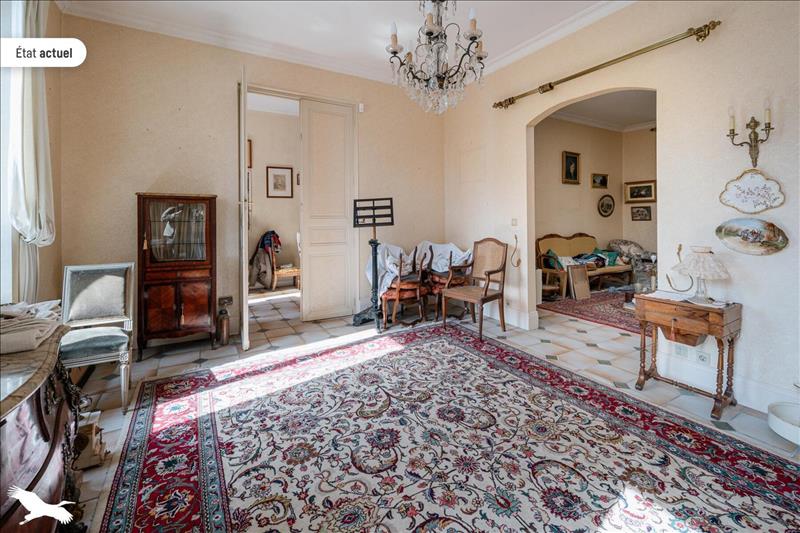 Vente Maison SAINTES - 7 pièces -193 m² - (17100)