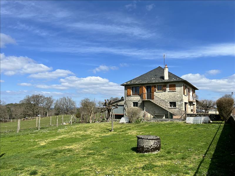 Vente Maison GOULLES - 5 pièces -99 m² - (19430)