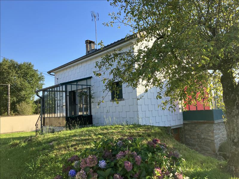 Vente Maison GROS CHASTANG - 2 pièces -65 m² - (19320)