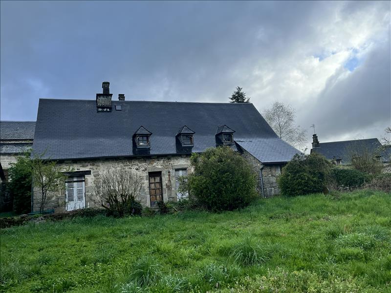 Vente Maison ST MARTIN LA MEANNE - 2 pièces -180 m² - (19320)