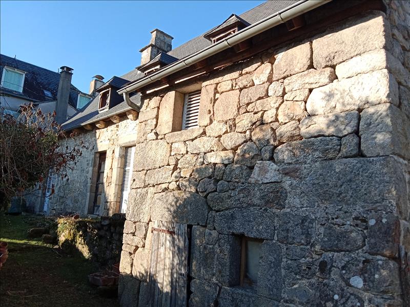 Vente Maison ST MARTIN LA MEANNE - 2 pièces -180 m² - (19320)