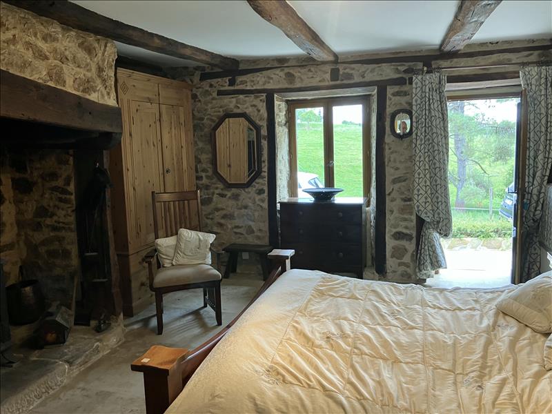 Vente Maison ST BONNET ELVERT - 5 pièces -118 m² - (19380)