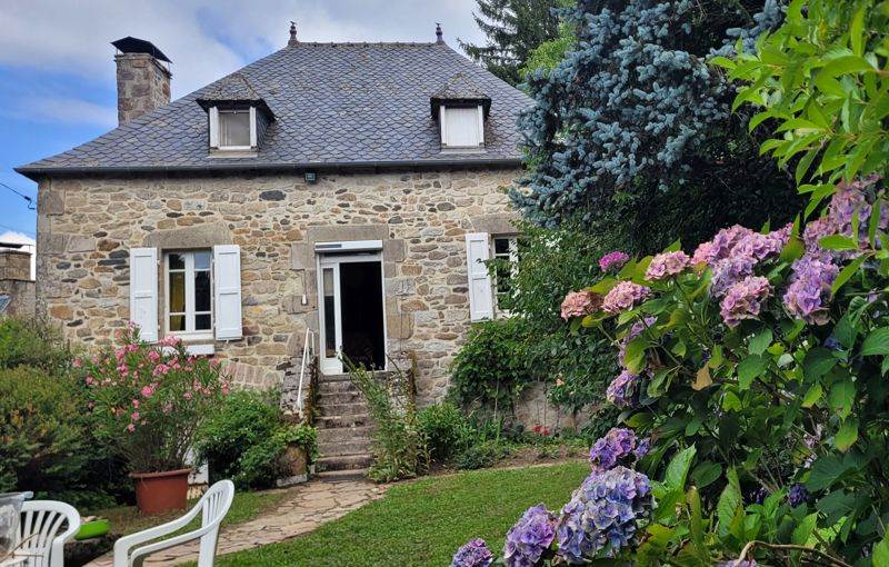 Vente Maison DARAZAC - 5 pièces -120 m² - (19220)