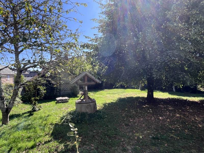 Vente Maison ST PRIVAT - 10 pièces -195 m² - (19220)