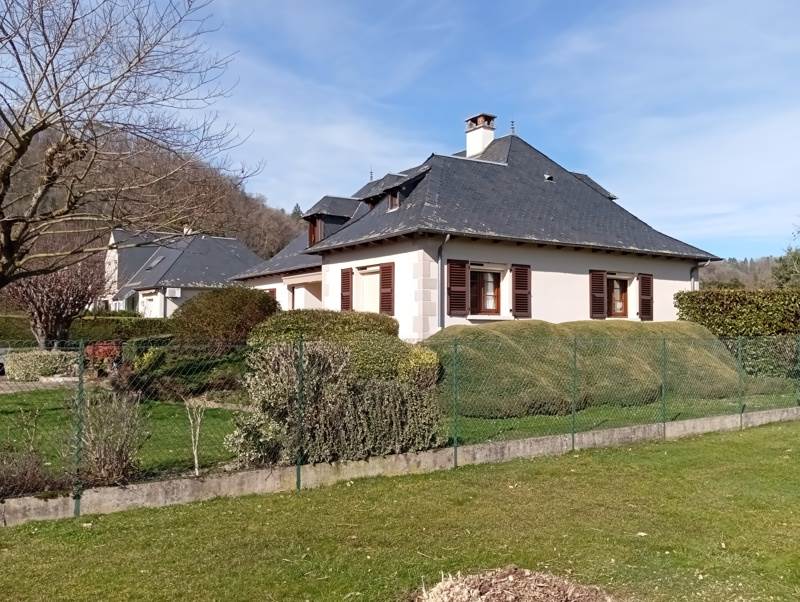 Vente Maison ARGENTAT SUR DORDOGNE - 6 pièces -140 m² - (19400)